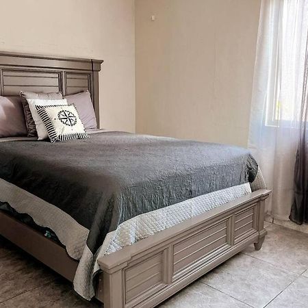 Orsini Beach Apartment Aguadilla Bagian luar foto