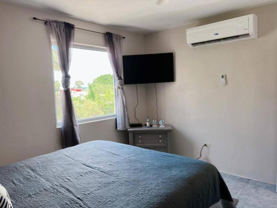 Orsini Beach Apartment Aguadilla Bagian luar foto